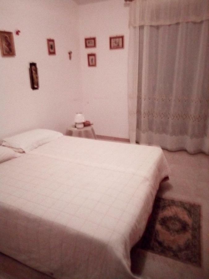 Sperone Mandra Capreria Bagian luar foto